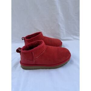 UGG Women's Classic Ultra Mini Ankle Winter Boot Ribbon Red Size 6 (1116109)